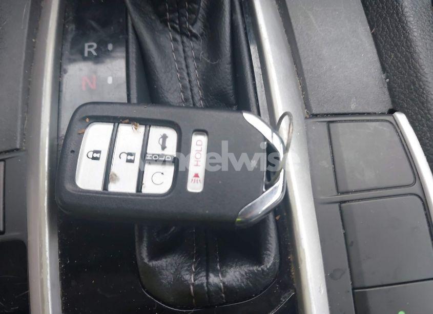 Photo 11 of 2021 Honda Civic EX (VIN 19XFC1F37ME009090)