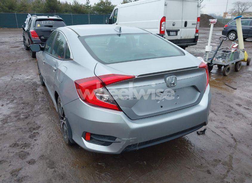 Photo 3 of 2016 Honda Civic EX-T (VIN 19XFC1F38GE015808)