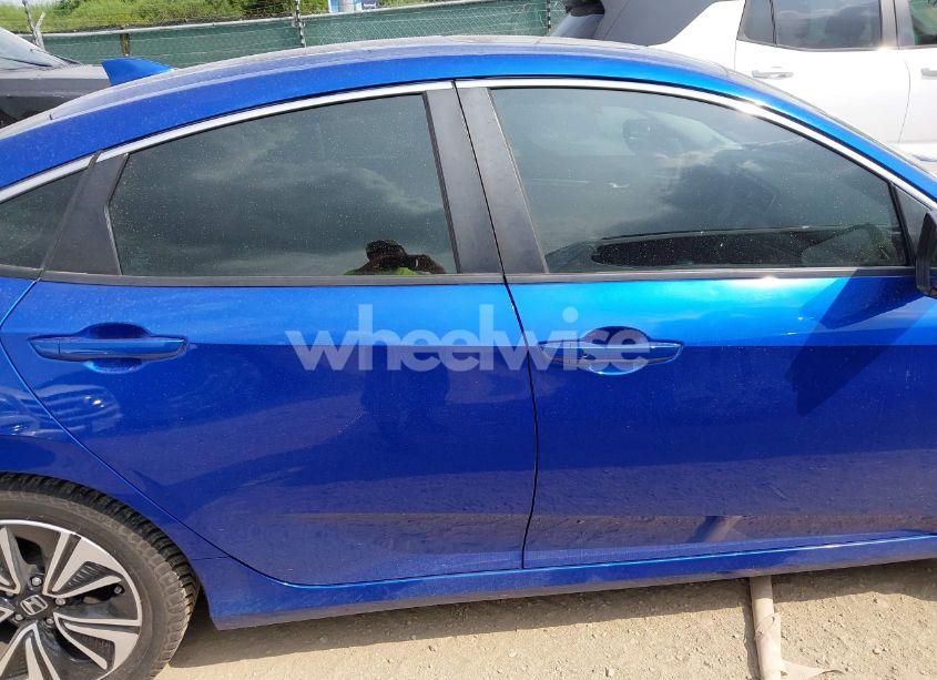 Photo 13 of 2016 Honda Civic EX-T (VIN 19XFC1F38GE044676)