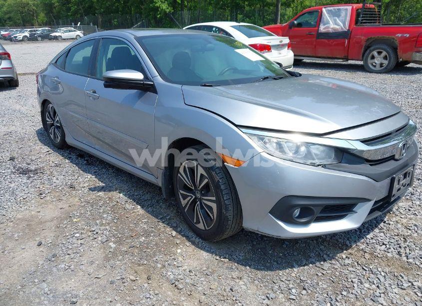 2016 Honda Civic EX-T (VIN 19XFC1F38GE221078) main photo