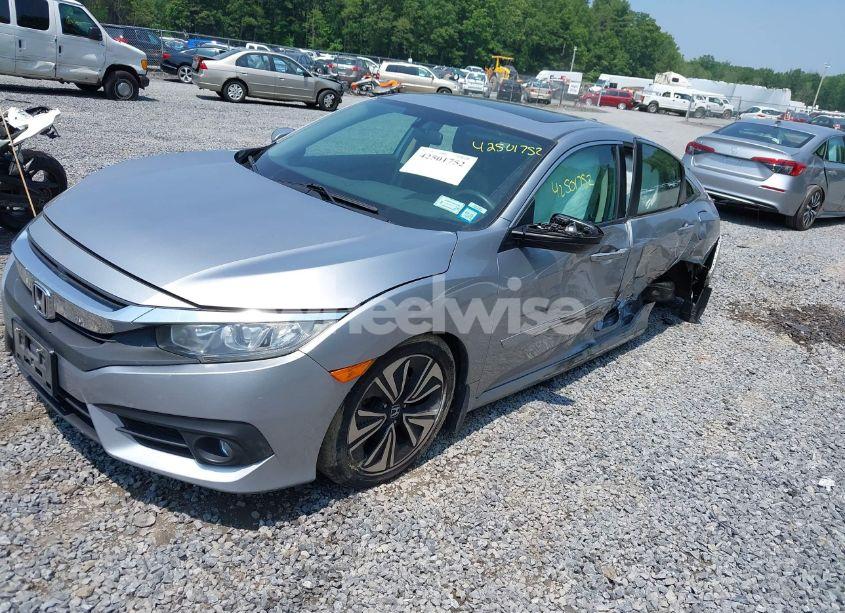 Photo 2 of 2016 Honda Civic EX-T (VIN 19XFC1F38GE221078)