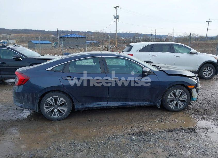 Photo 13 of 2016 Honda Civic EX-T (VIN 19XFC1F38GE223056)