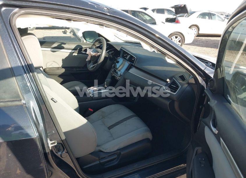 Photo 5 of 2017 Honda Civic EX-T (VIN 19XFC1F38HE005703)