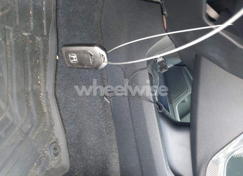 Photo 11 of 2017 Honda Civic EX-T (VIN 19XFC1F38HE013476)