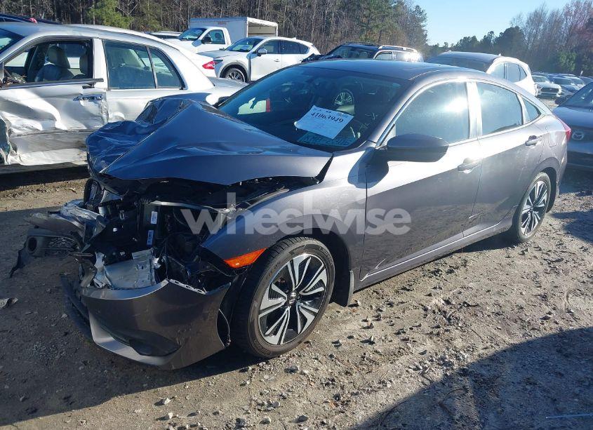 Photo 2 of 2017 Honda Civic EX-T (VIN 19XFC1F38HE014126)