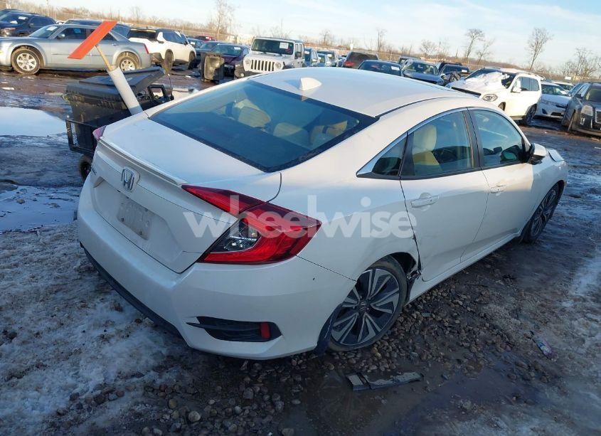 Photo 4 of 2017 Honda Civic EX-T (VIN 19XFC1F38HE018306)