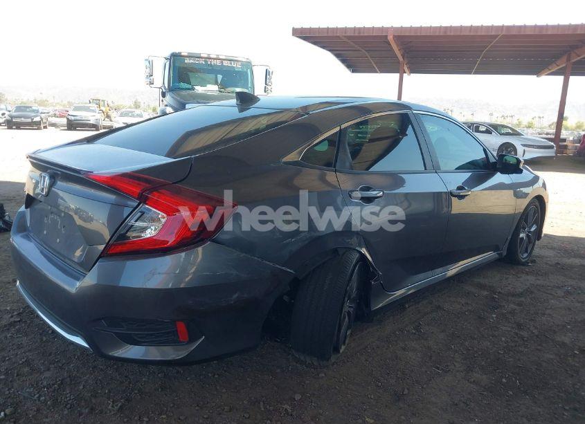 Photo 4 of 2019 Honda Civic EX (VIN 19XFC1F38KE017275)