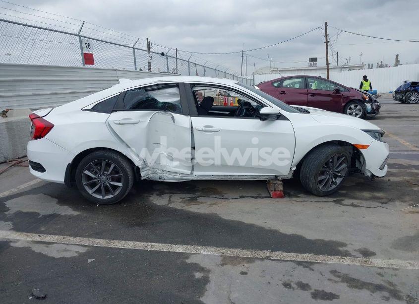 Photo 13 of 2019 Honda Civic EX (VIN 19XFC1F38KE210039)