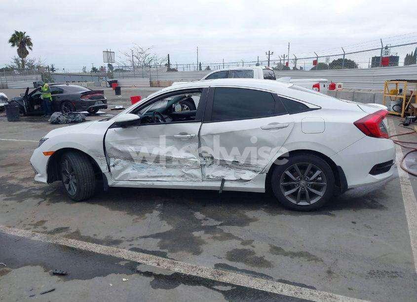 Photo 14 of 2019 Honda Civic EX (VIN 19XFC1F38KE210039)