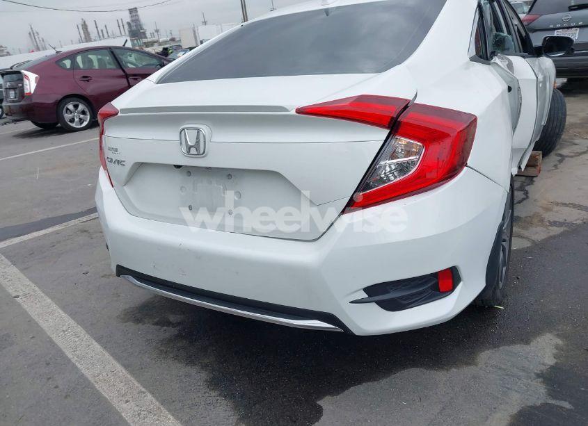 Photo 16 of 2019 Honda Civic EX (VIN 19XFC1F38KE210039)