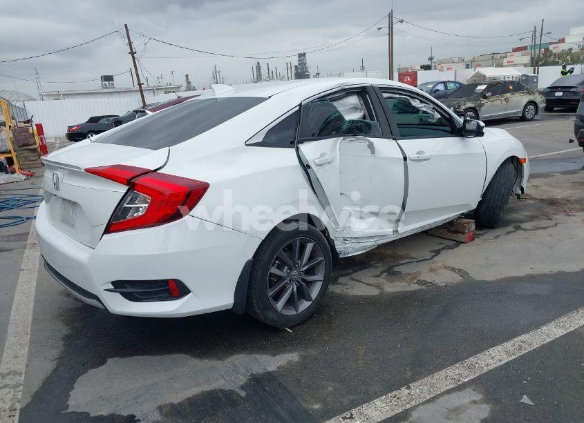 Photo 4 of 2019 Honda Civic EX (VIN 19XFC1F38KE210039)