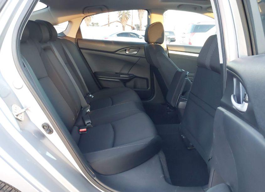 Photo 8 of 2019 Honda Civic EX (VIN 19XFC1F38KE216407)