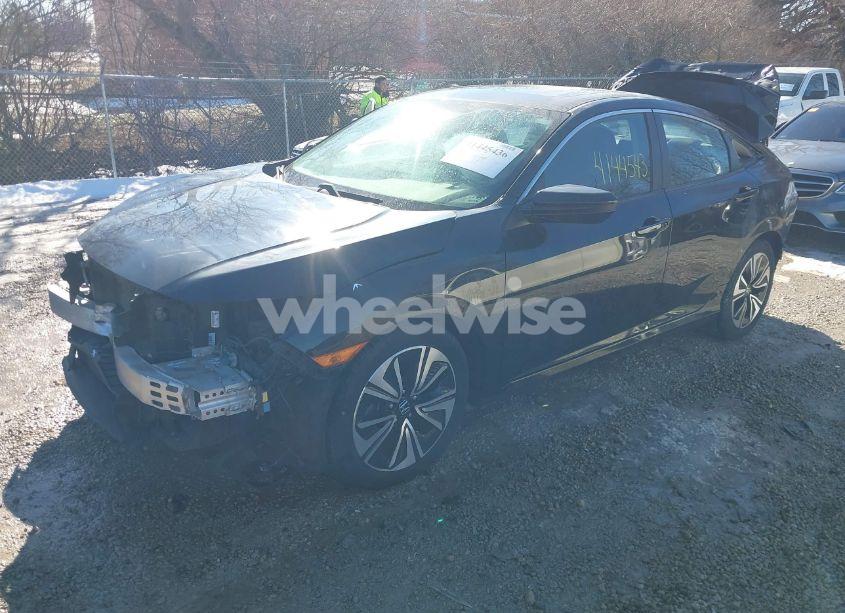Photo 2 of 2016 Honda Civic EX-T (VIN 19XFC1F39GE004669)