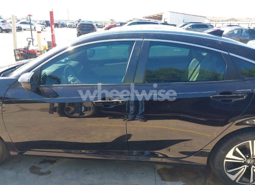 Photo 15 of 2016 Honda Civic EX-T (VIN 19XFC1F39GE031628)