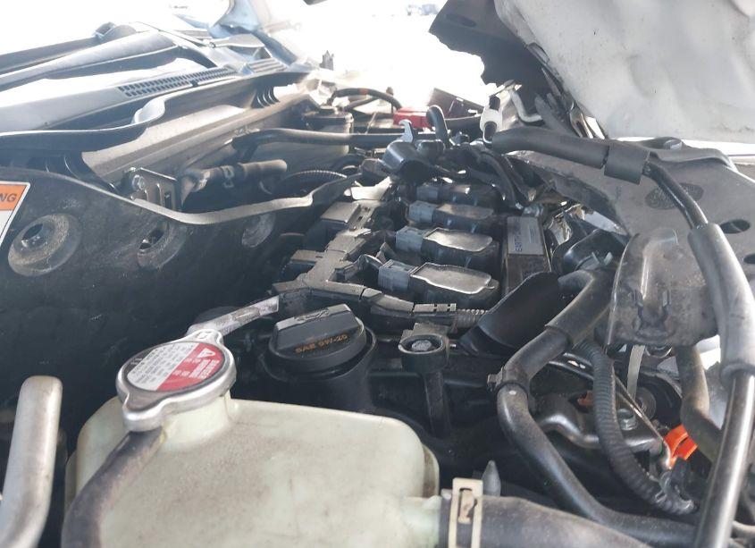 Photo 10 of 2016 Honda Civic EX-T (VIN 19XFC1F39GE042807)
