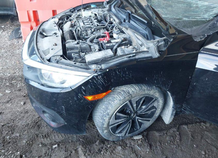 Photo 2 of 2017 Honda Civic EX-T (VIN 19XFC1F39HE018928)