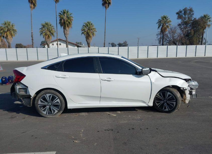 Photo 14 of 2018 Honda Civic EX-T (VIN 19XFC1F39JE201865)