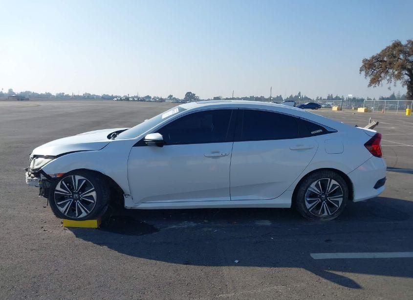 Photo 15 of 2018 Honda Civic EX-T (VIN 19XFC1F39JE201865)