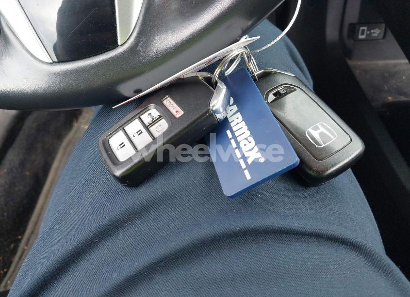 Photo 11 of 2019 Honda Civic EX (VIN 19XFC1F39KE006401)