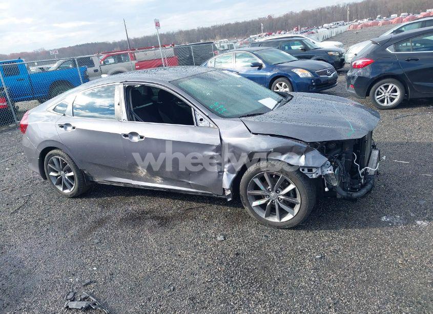 Photo 13 of 2019 Honda Civic EX (VIN 19XFC1F39KE006401)