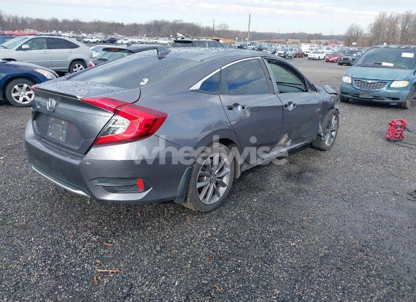 Photo 4 of 2019 Honda Civic EX (VIN 19XFC1F39KE006401)