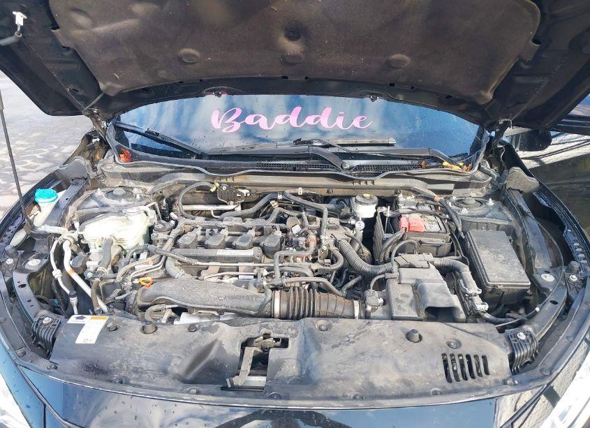 Photo 10 of 2019 Honda Civic EX (VIN 19XFC1F39KE016331)