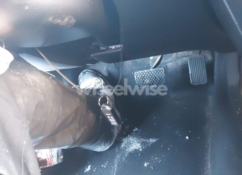 Photo 11 of 2019 Honda Civic EX (VIN 19XFC1F39KE019522)