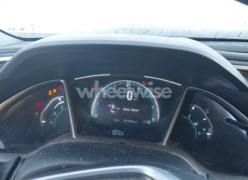 Photo 15 of 2019 Honda Civic EX (VIN 19XFC1F39KE019522)