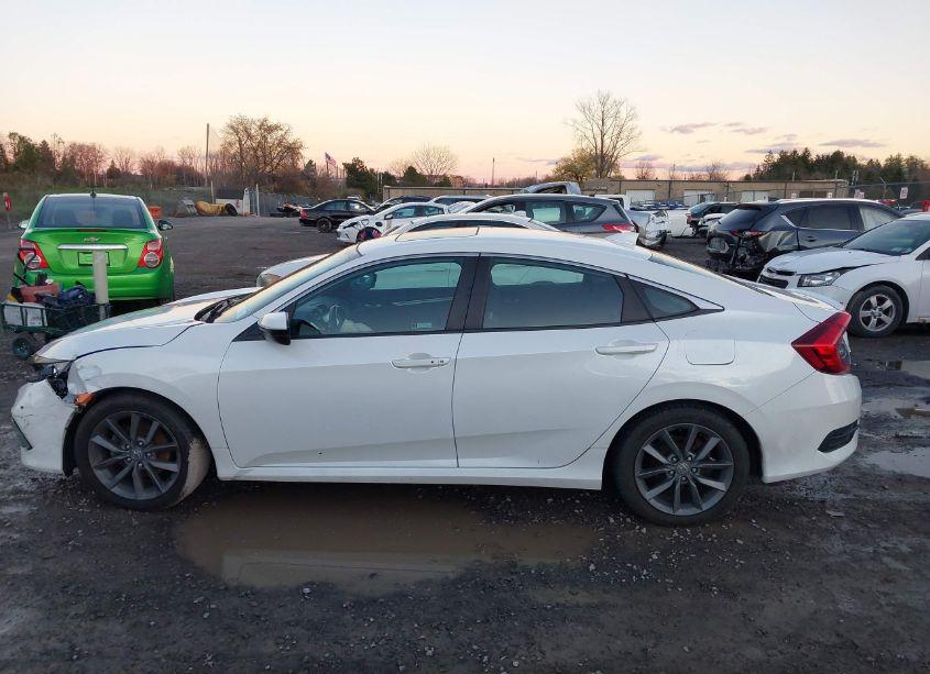 Photo 14 of 2019 Honda Civic EX (VIN 19XFC1F39KE203519)