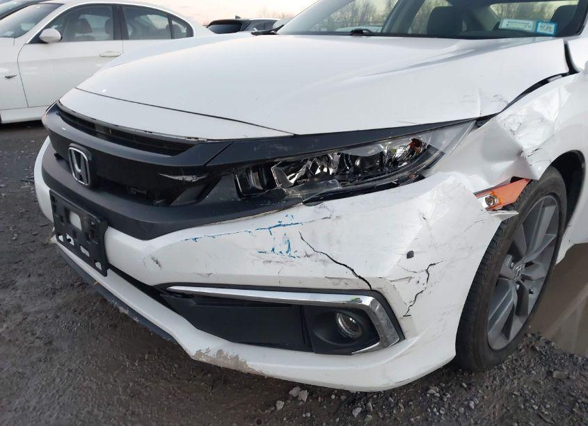 Photo 6 of 2019 Honda Civic EX (VIN 19XFC1F39KE203519)