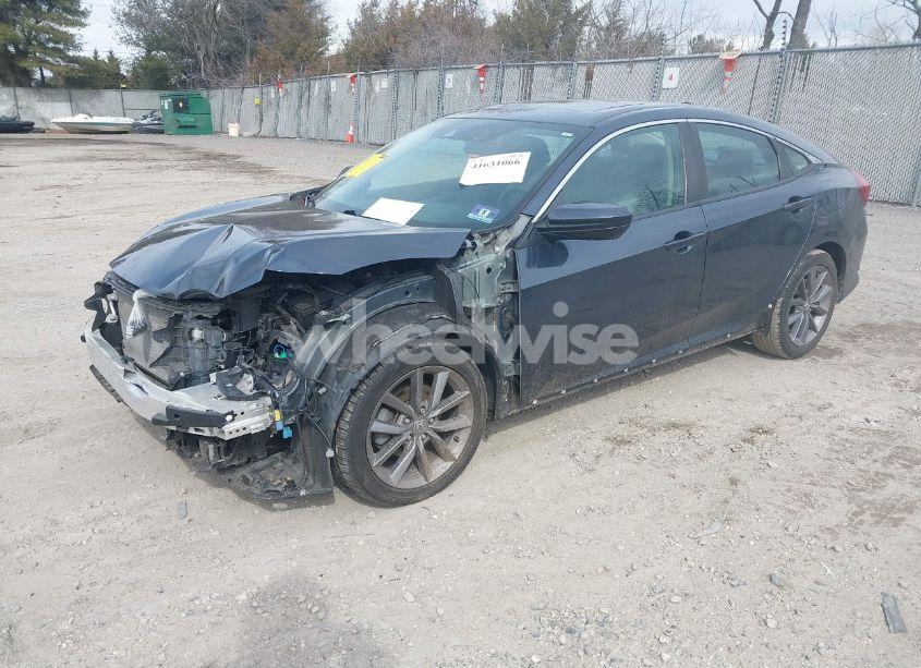 Photo 2 of 2019 Honda Civic EX (VIN 19XFC1F39KE212186)