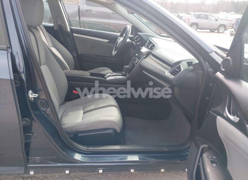 Photo 5 of 2019 Honda Civic EX (VIN 19XFC1F39KE212186)