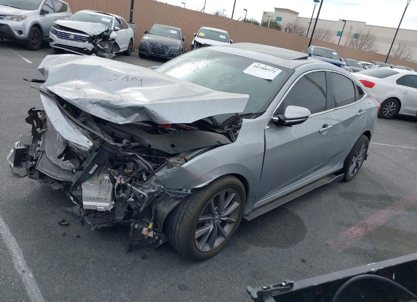 Photo 2 of 2019 Honda Civic EX (VIN 19XFC1F39KE212804)