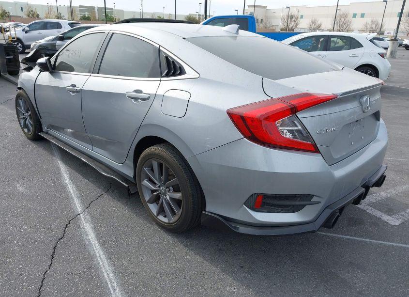 Photo 3 of 2019 Honda Civic EX (VIN 19XFC1F39KE212804)