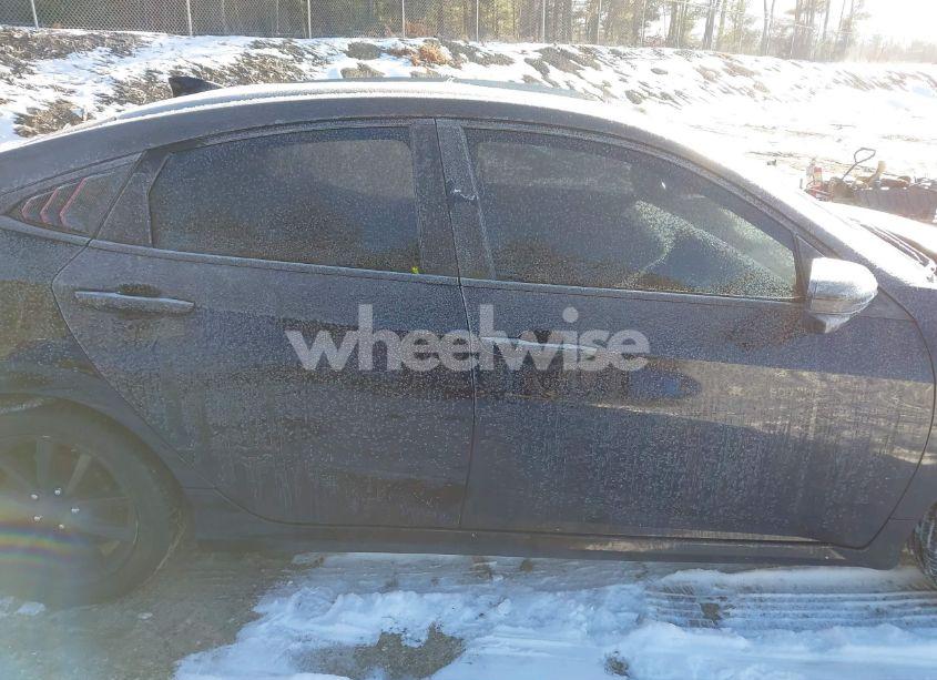 Photo 13 of 2019 Honda Civic EX (VIN 19XFC1F39KE214746)