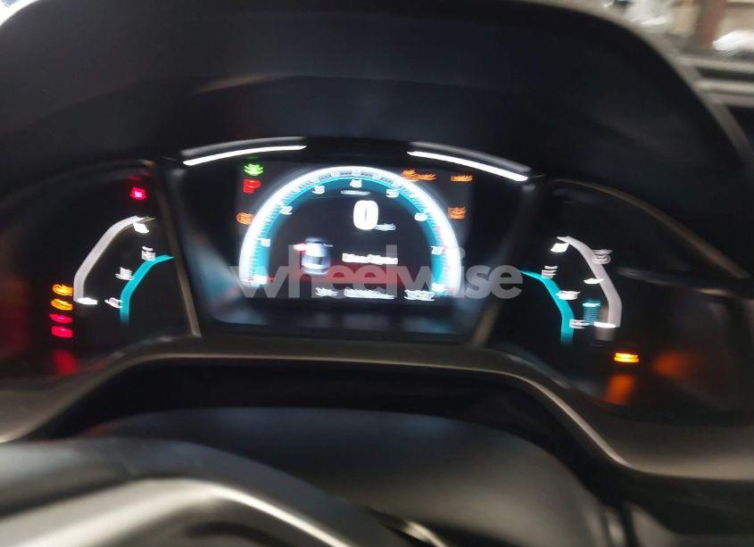 Photo 7 of 2020 Honda Civic EX (VIN 19XFC1F39LE013558)