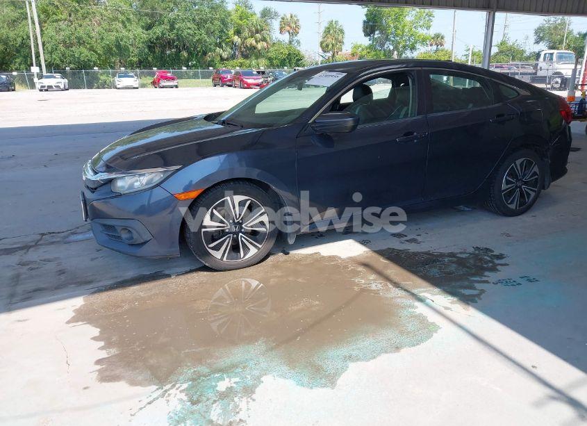 Photo 2 of 2016 Honda Civic EX-T (VIN 19XFC1F3XGE017043)