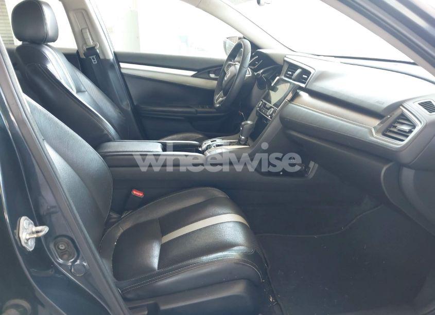 Photo 5 of 2016 Honda Civic EX-T (VIN 19XFC1F3XGE017043)