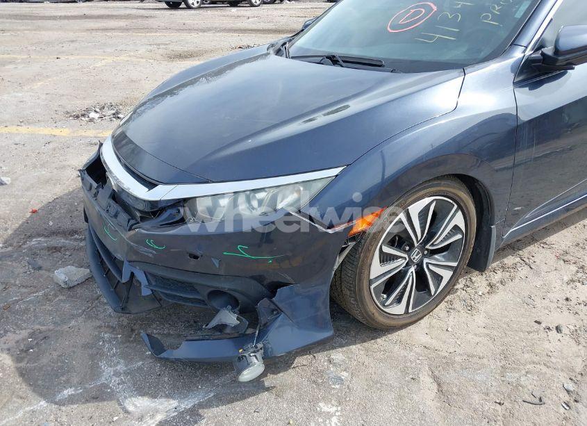 Photo 18 of 2016 Honda Civic EX-T (VIN 19XFC1F3XGE020086)