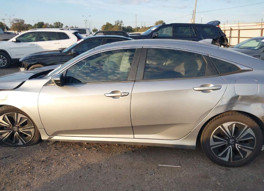 Photo 14 of 2016 Honda Civic EX-T (VIN 19XFC1F3XGE024655)