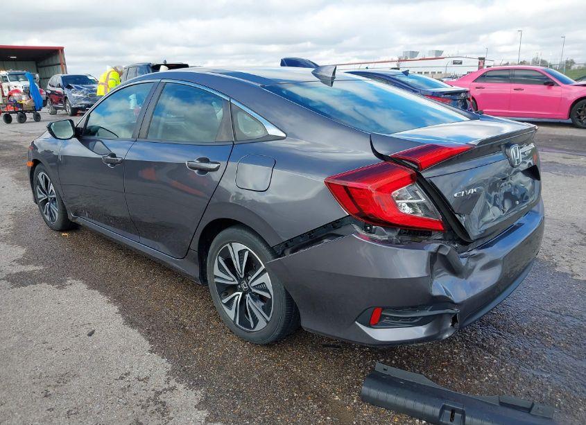 Photo 3 of 2016 Honda Civic EX-T (VIN 19XFC1F3XGE035655)