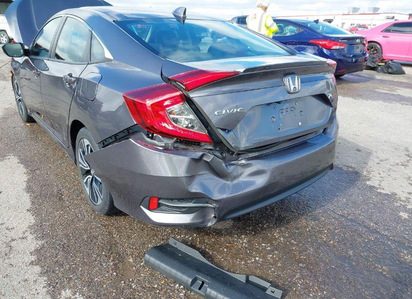 Photo 6 of 2016 Honda Civic EX-T (VIN 19XFC1F3XGE035655)