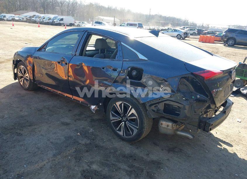 Photo 3 of 2016 Honda Civic EX-T (VIN 19XFC1F3XGE216013)