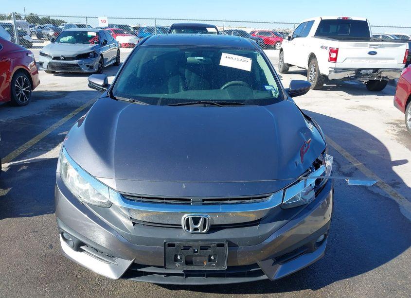 Photo 12 of 2017 Honda Civic EX-T (VIN 19XFC1F3XHE004648)