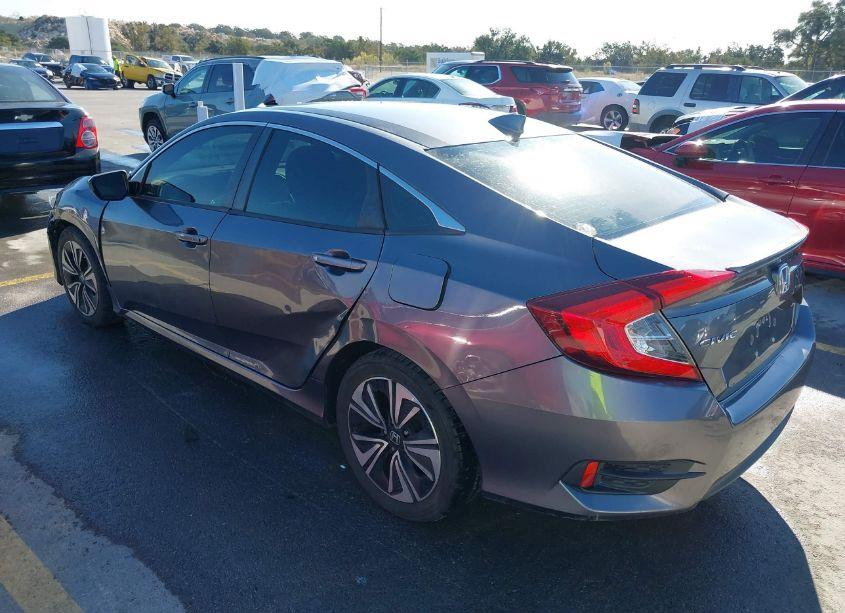 Photo 3 of 2017 Honda Civic EX-T (VIN 19XFC1F3XHE004648)