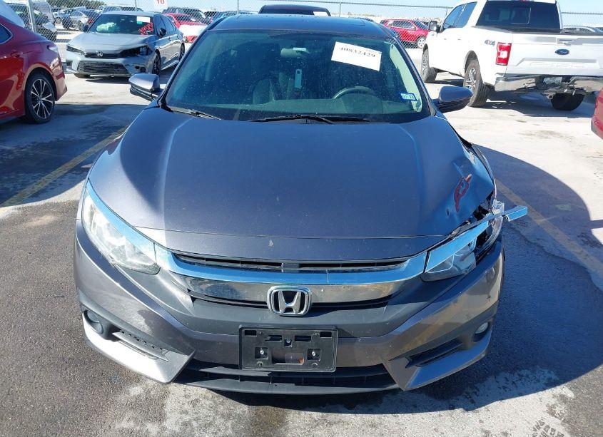 Photo 6 of 2017 Honda Civic EX-T (VIN 19XFC1F3XHE004648)