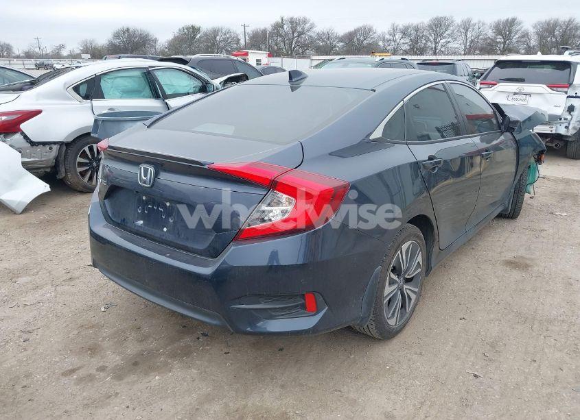 Photo 4 of 2018 Honda Civic EX-T (VIN 19XFC1F3XJE000833)