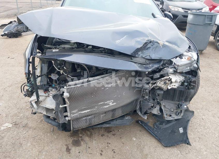 Photo 6 of 2018 Honda Civic EX-T (VIN 19XFC1F3XJE000833)