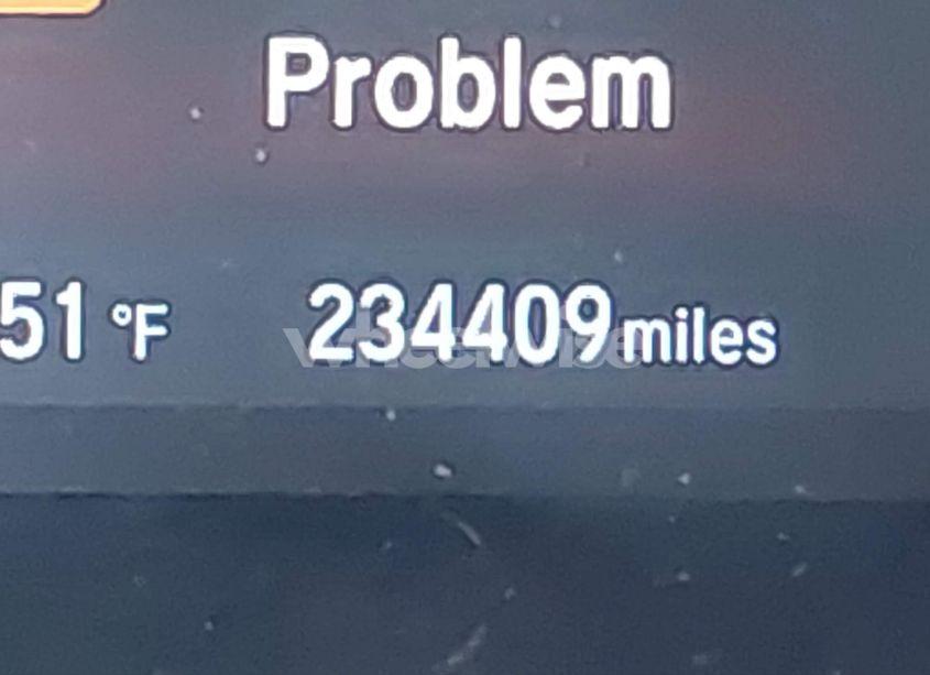 Photo 15 of 2019 Honda Civic EX (VIN 19XFC1F3XKE000591)