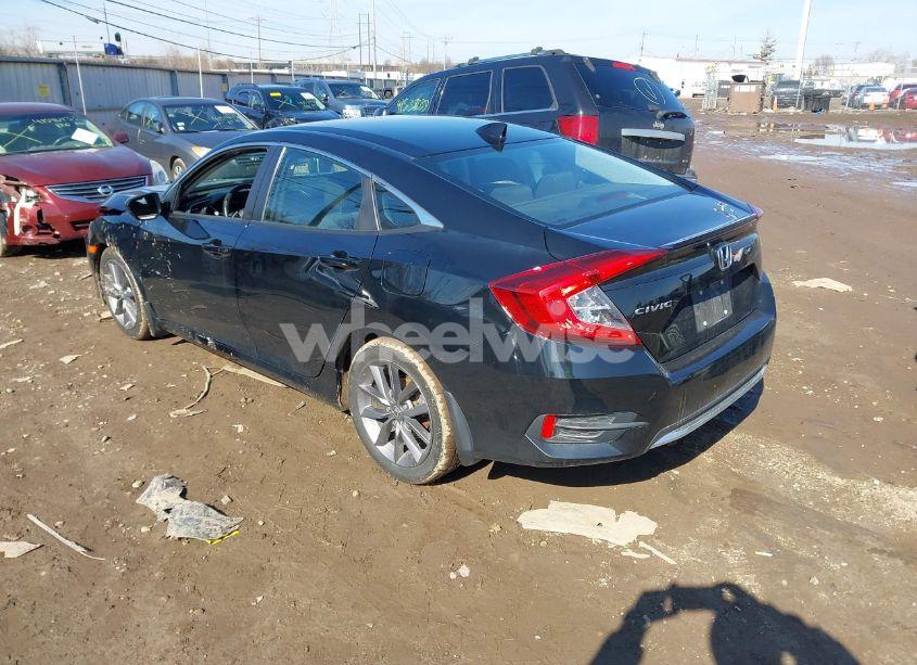 Photo 3 of 2019 Honda Civic EX (VIN 19XFC1F3XKE000591)
